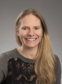 Photo portrait of Cynnie Curl