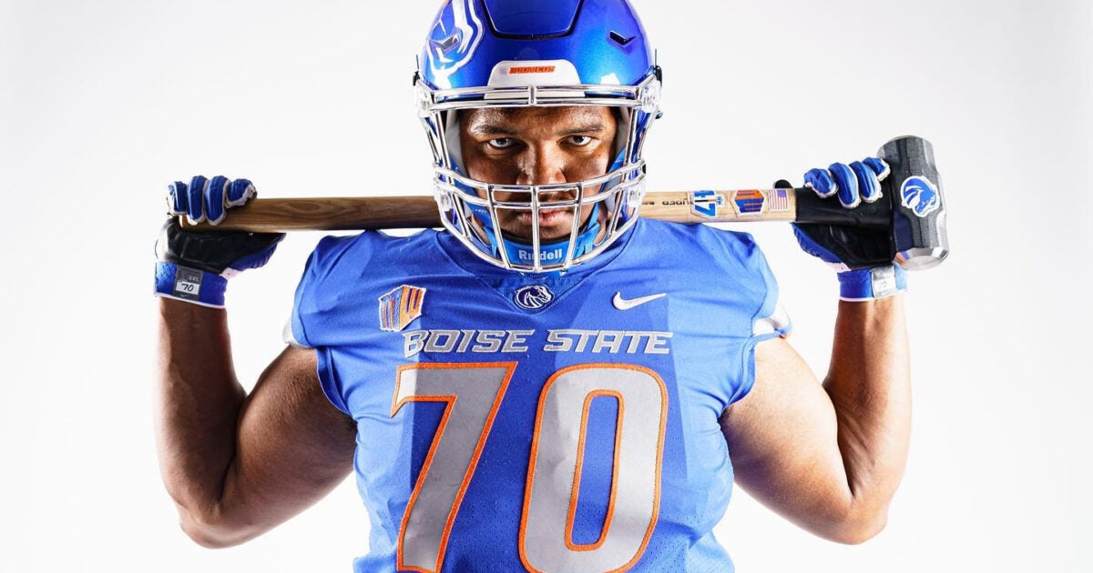 Football Watch Party in Arizona Boise State vs. Washington State Alumni