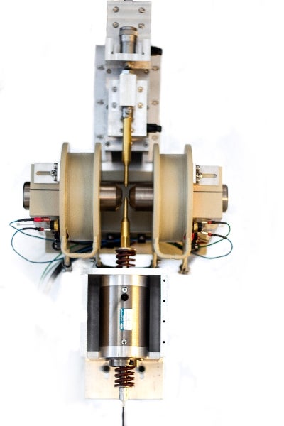 Magneto-Mechanical Test Apparatus