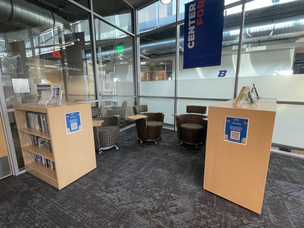 Photo of CTL Learning Lounge book nook