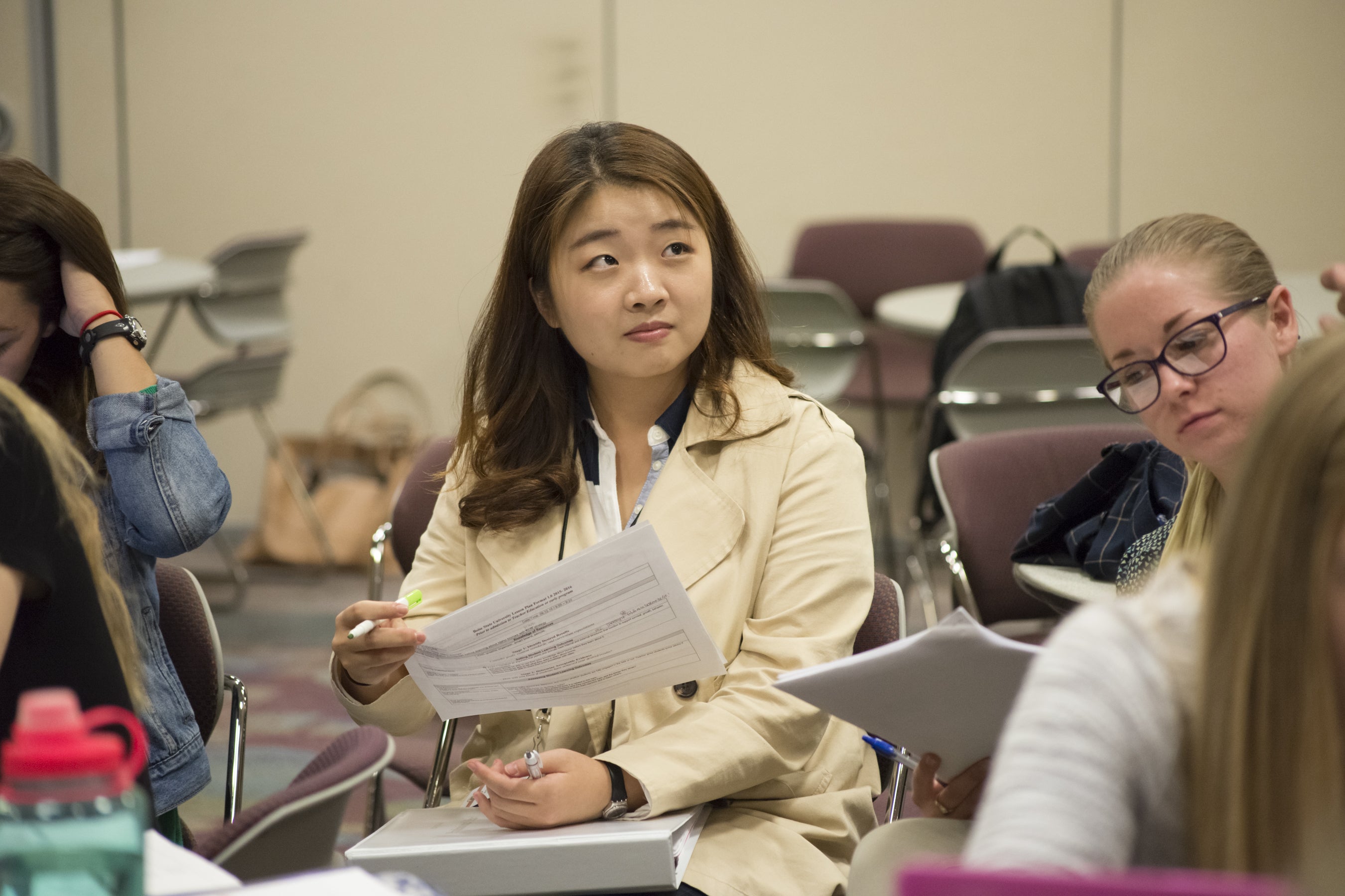 Fall 2016 intern teachers attend lesson design seminar