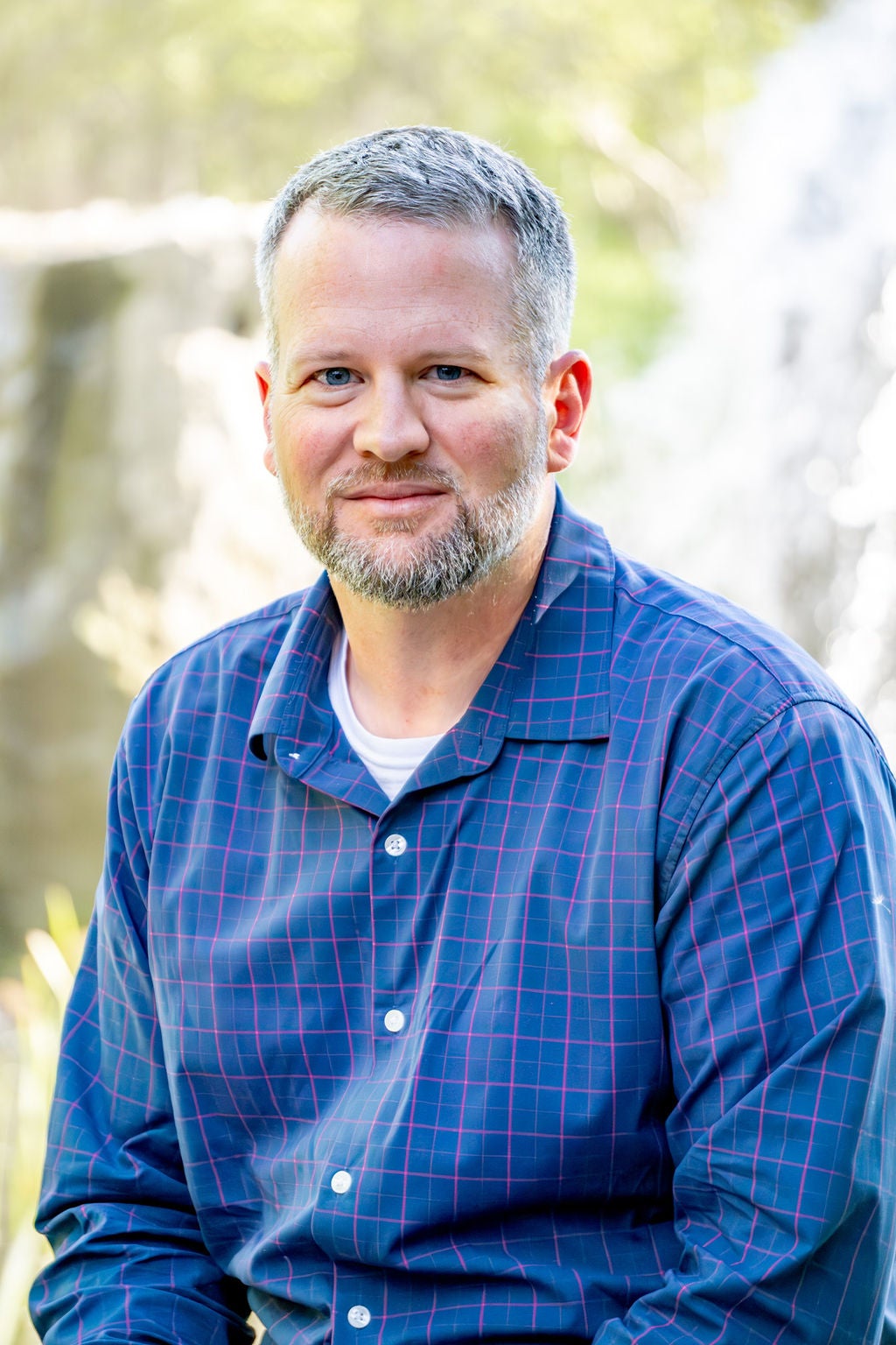 Headshot photo of Matt Williamson. 