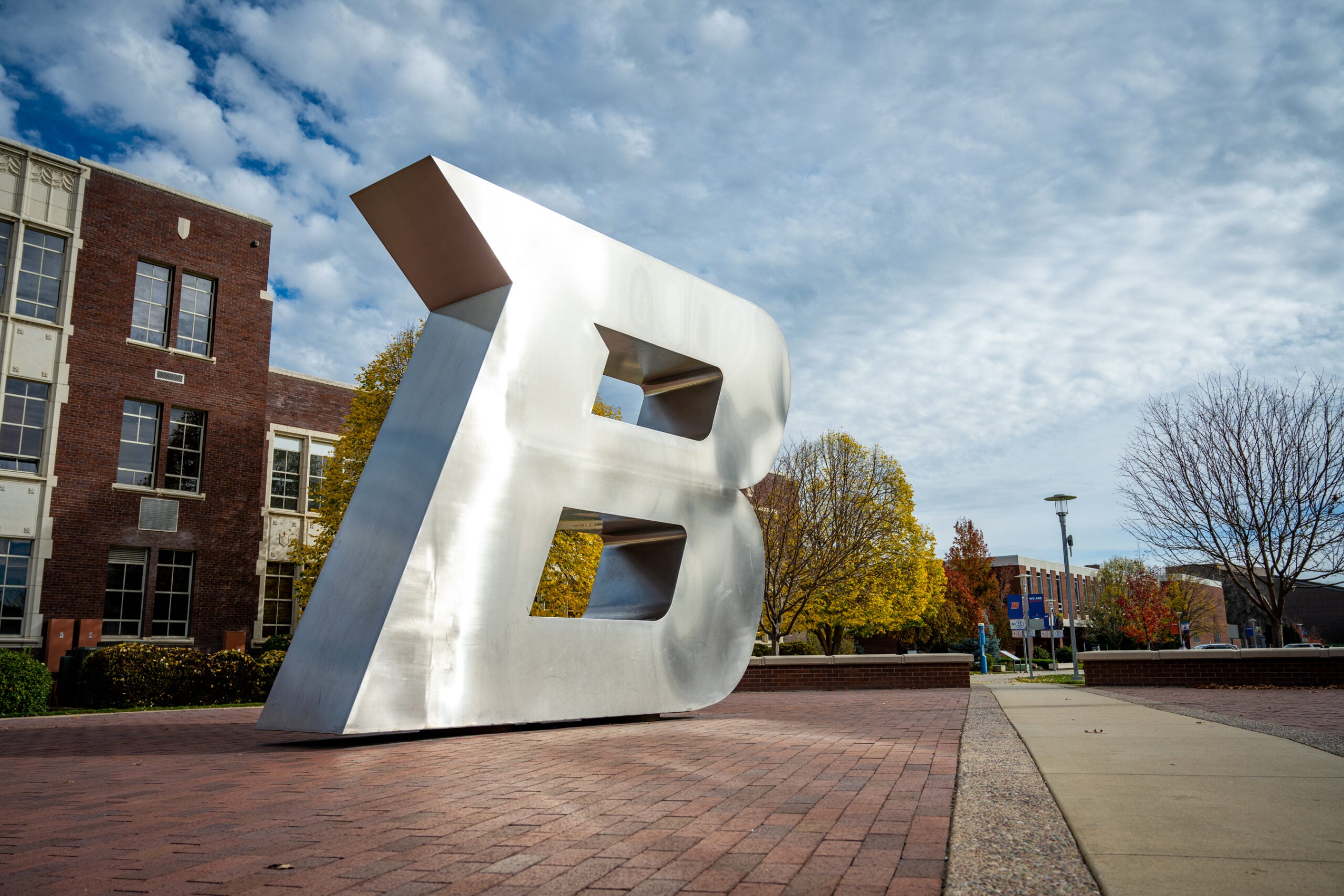 Boise State metal "B" plaza