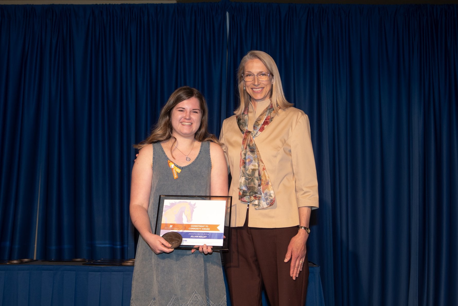 Jillian Kelley with her award
