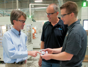 Above, TechHelp Executive Director Steve Hatten (L) reminisces with Al Youngwerth and Sean Brown about 15 years of Rekluse clutch development.